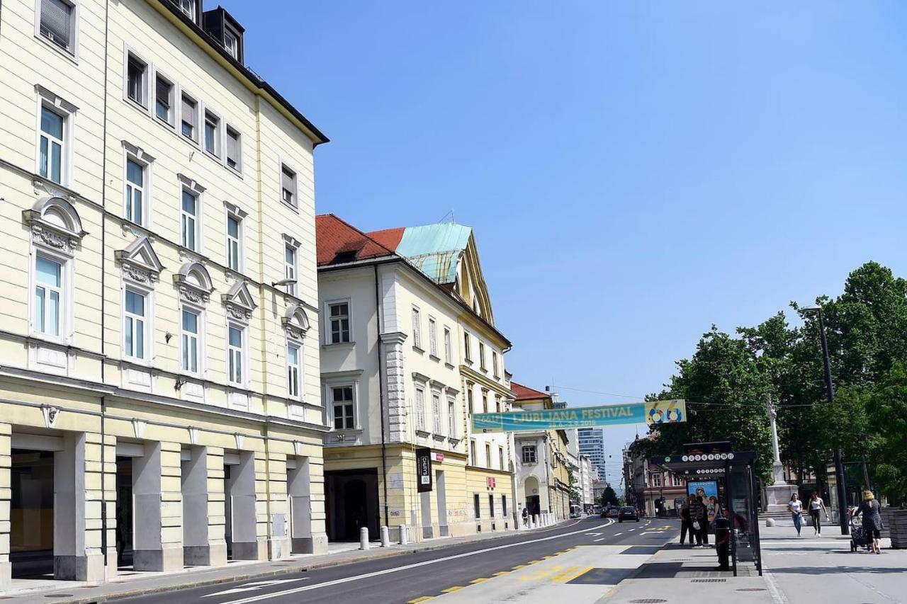 City Centre Chic Apartment Ljubljana 1/4 Bagian luar foto